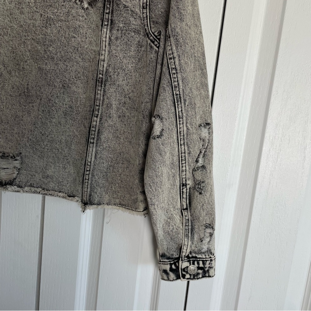 NWOT Vervet Escala Denim Jacket Women’s M Black Acid Wash Classic Crop Fit - Picture 10 of 16